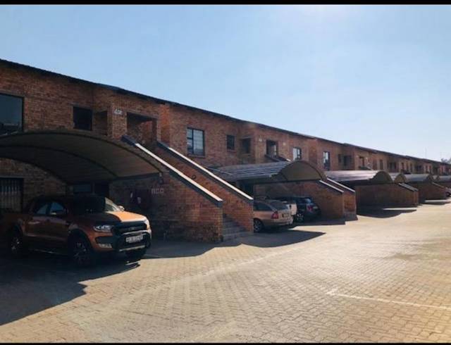 2 BEDROOM APARTMENT FOR SALE IN CASTLEVIEW